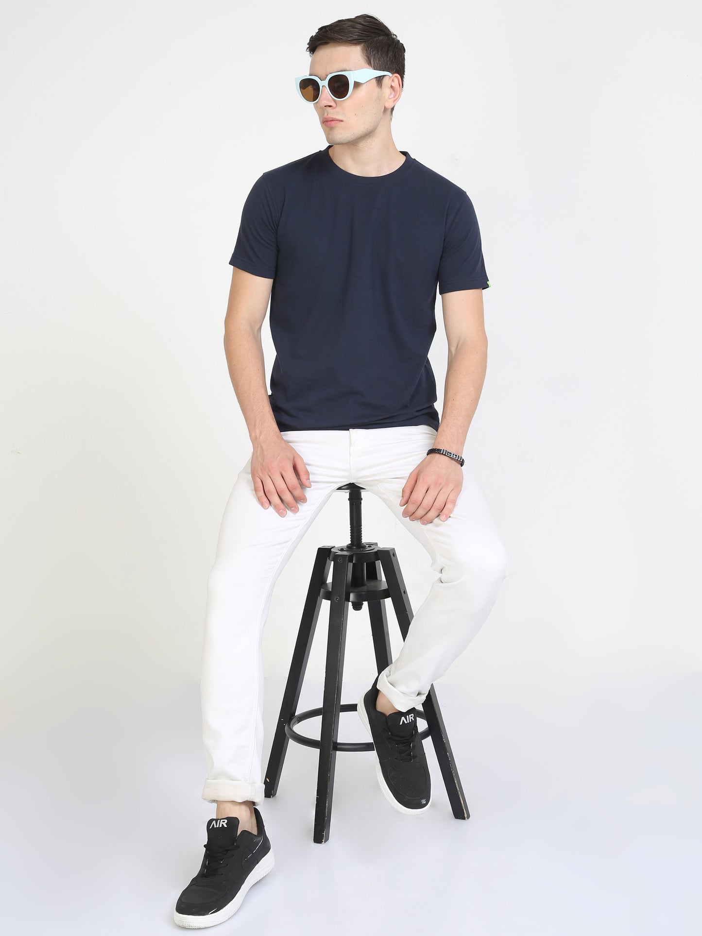 Sustainable Navy Blue Crew Neck T Shirt