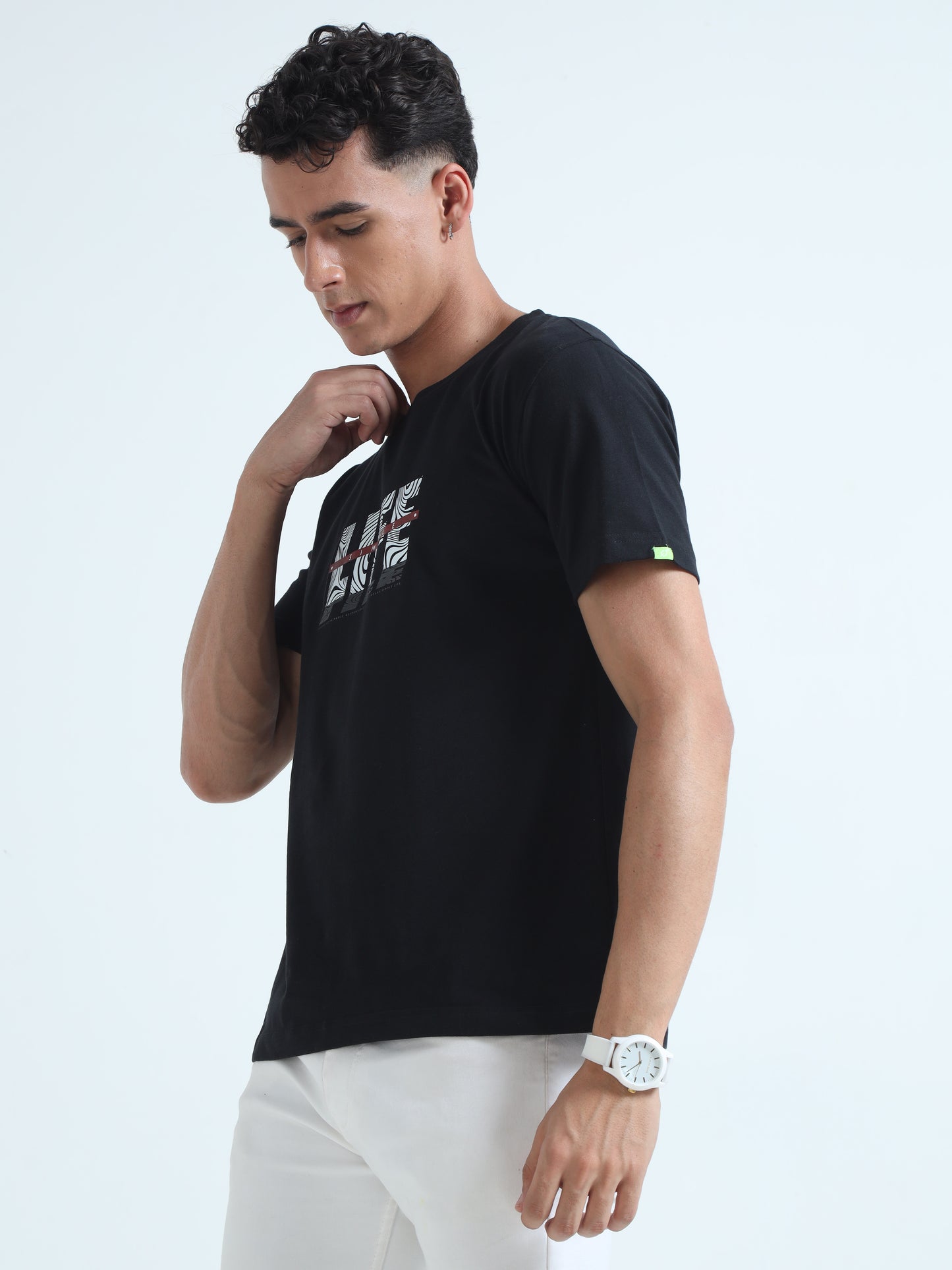 Sustainable Black Round Neck T Shirt