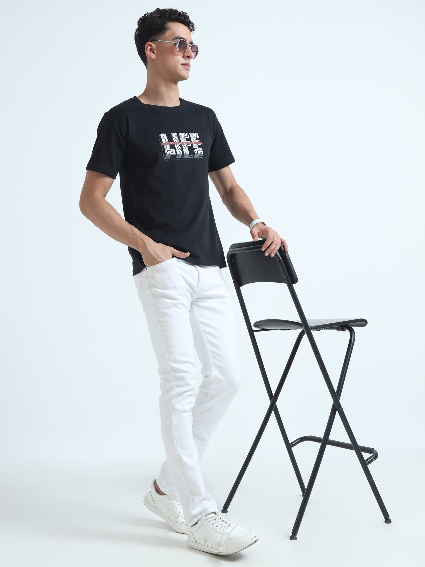 Sustainable Black Round Neck T Shirt